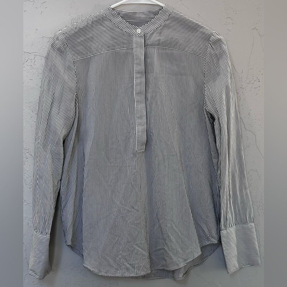 ANN TAYLOR Black & White Vertical Striped Round Neck Button Blouse Women’s S - Picture 3 of 12